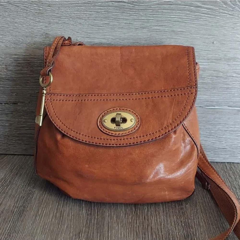 Fossil Live Long Vintage 1954 Crossbody Brown Distress Leather Purse
